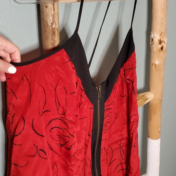 Silence + Noise zipper front tank Large - Picture 9 of 9